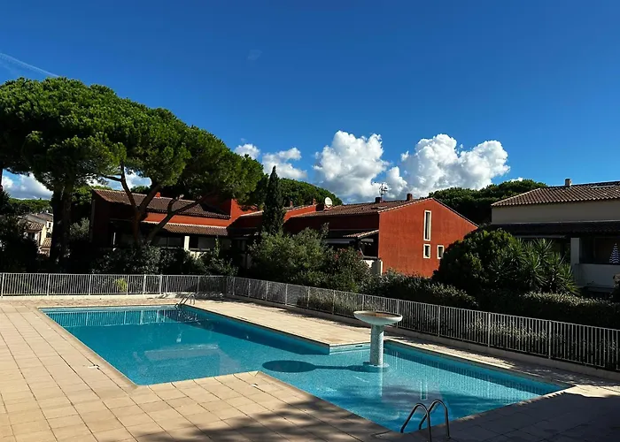 FREJUS - Appartement 4 personnes - Piscine