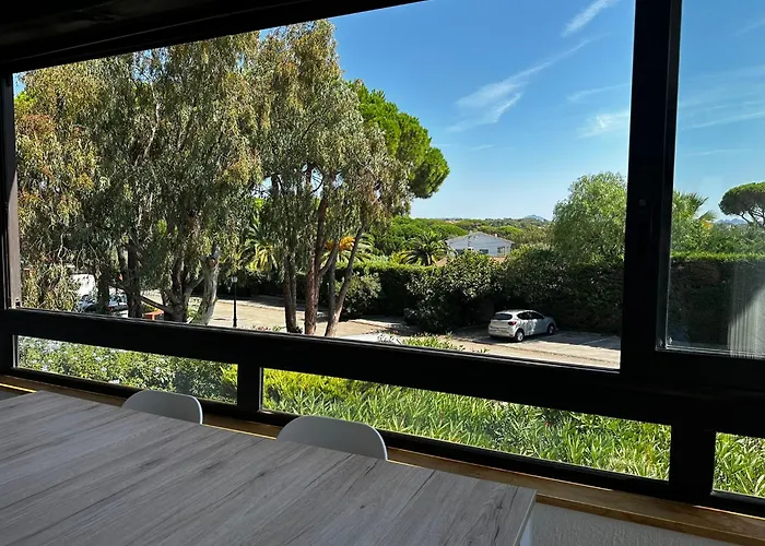 FREJUS - Appartement 4 personnes - Piscine