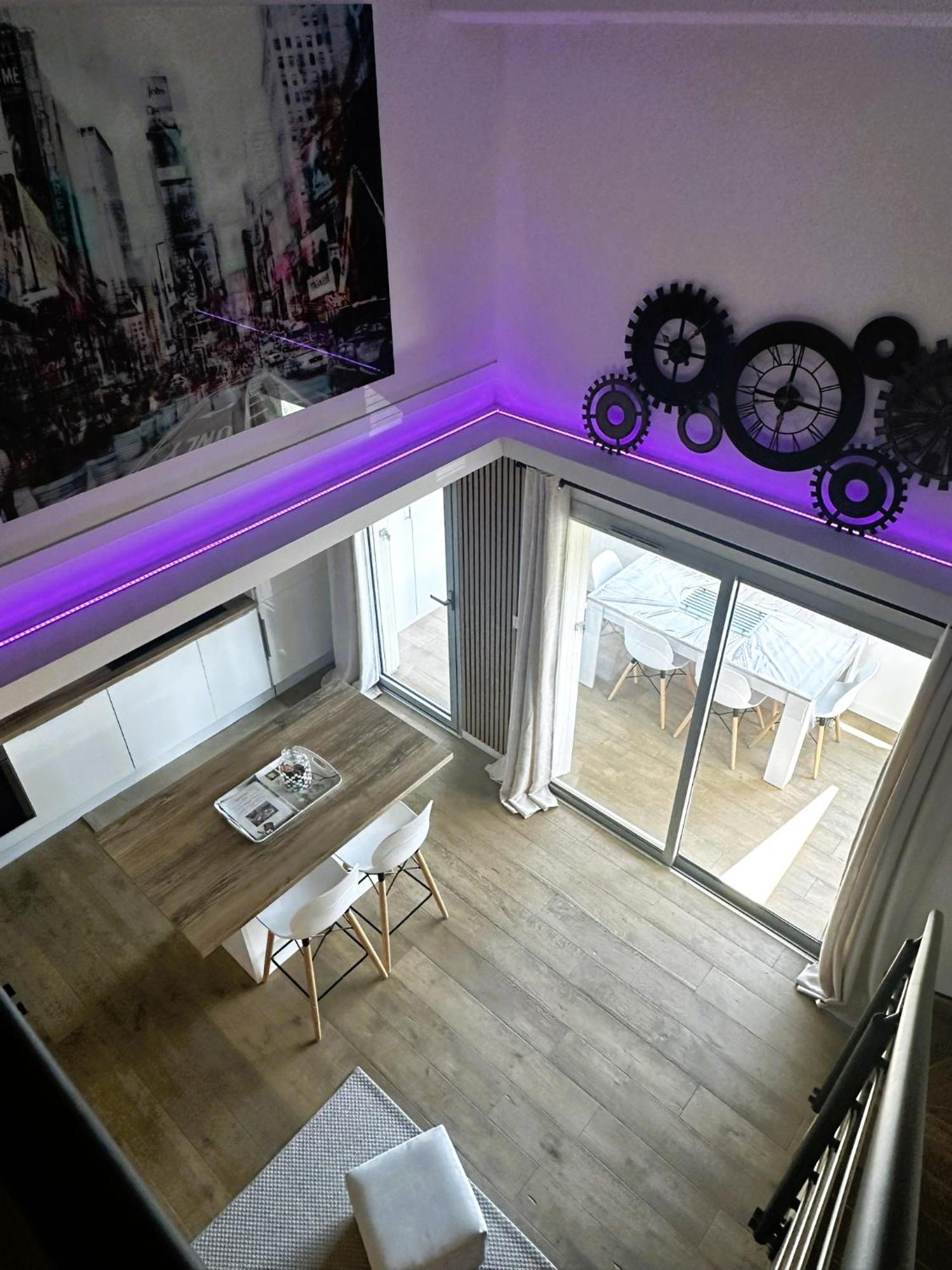 Appartement - 4 Personnes - Piscine Fréjus