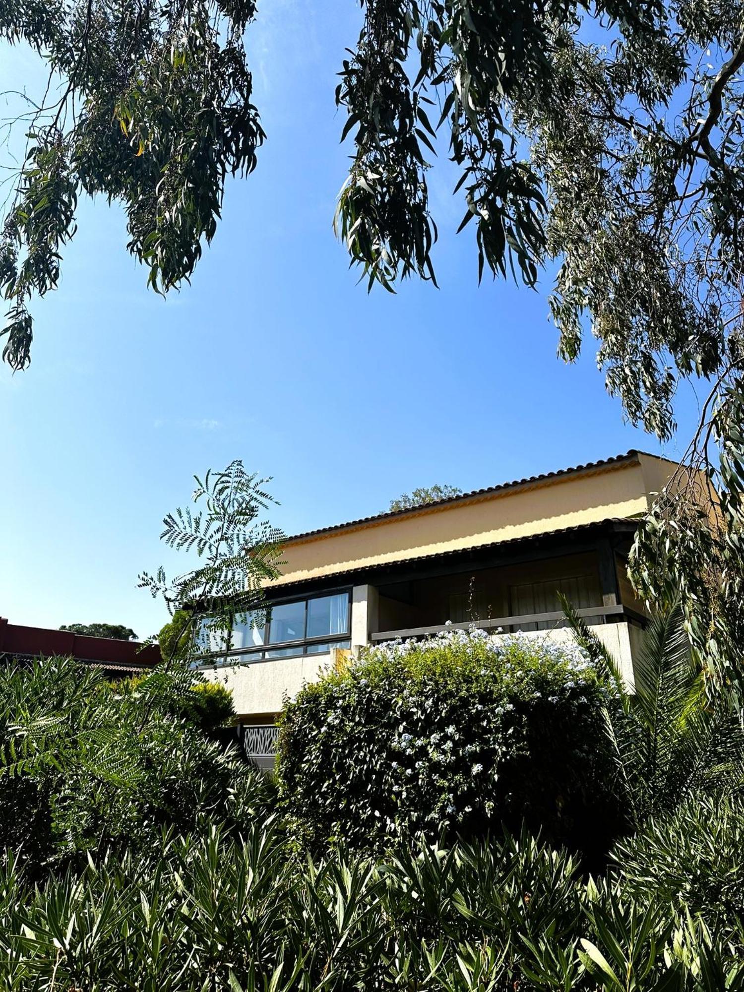 - 4 Personnes - Piscine Fréjus